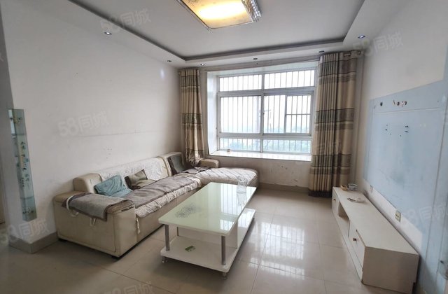 万达东 地暖房边户三室 桐凤家园停车方便