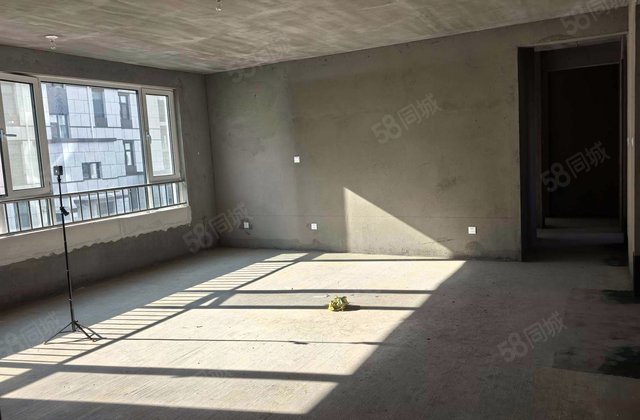 中房红艺墅4室2厅143.36㎡76万二手房图片