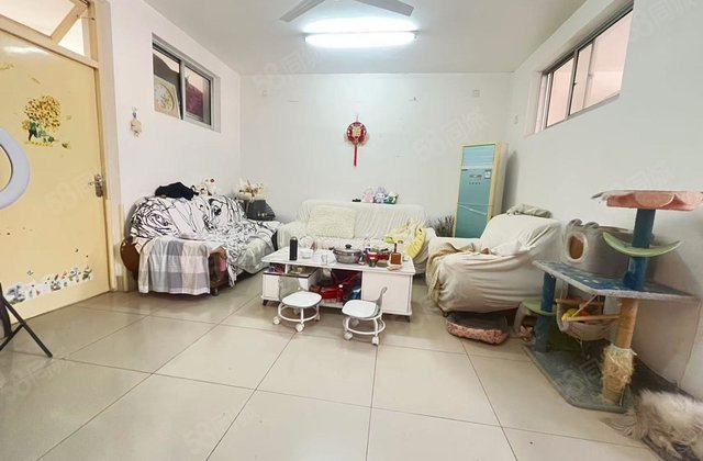 急售 香江妇幼 阳光实验三里铺 教师新村月亮湾三室可按揭