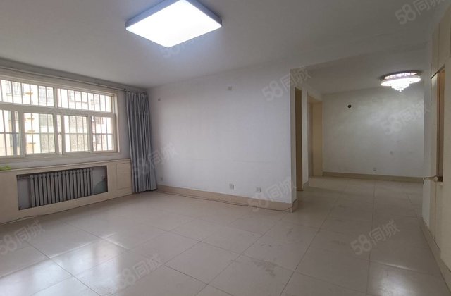 急售三院附近香岸雅居东昌苑小区正规商品房 南北通透 双卫格局