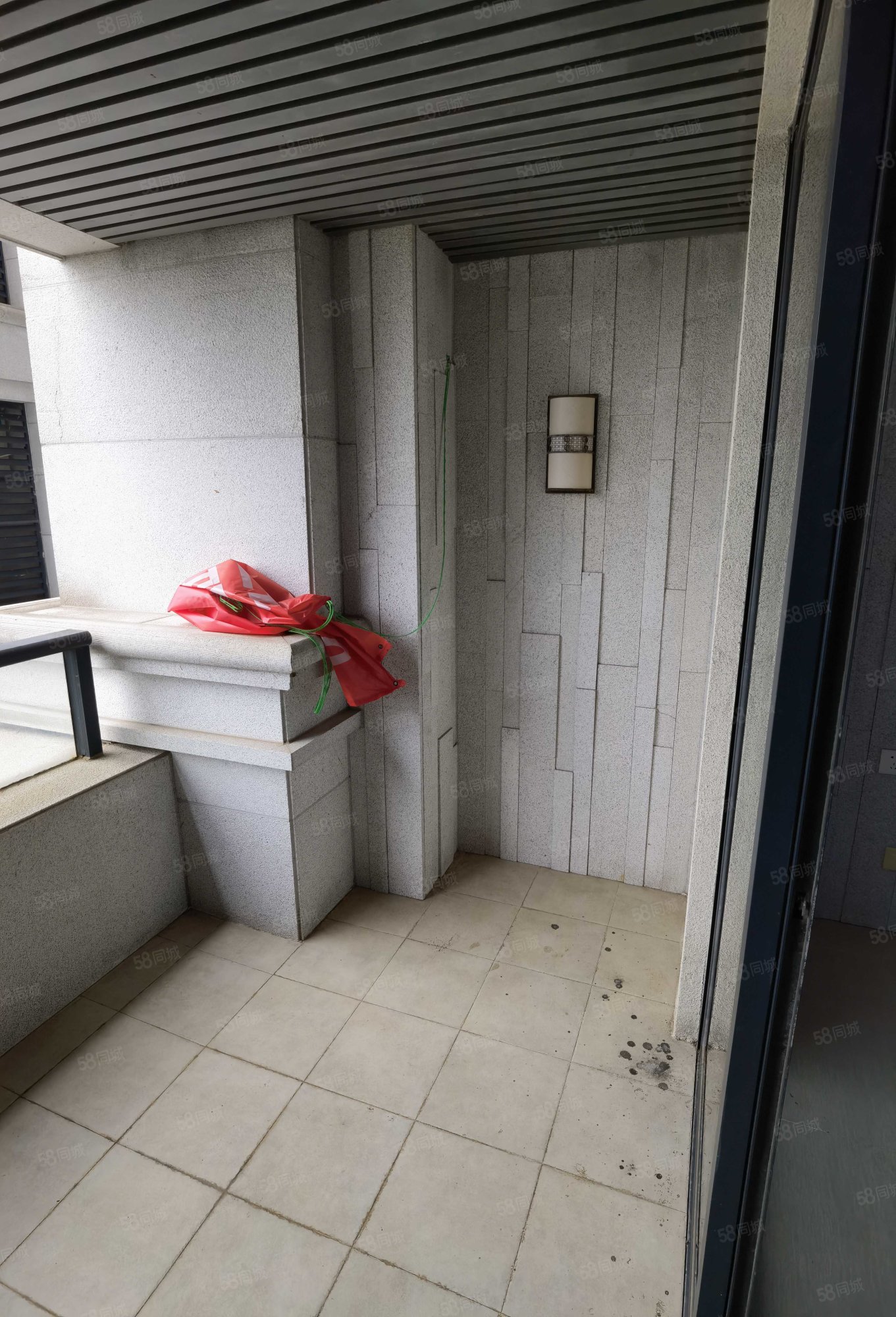 澄迈大洋公馆海景公寓1室1厅1卫85.21㎡南北80万