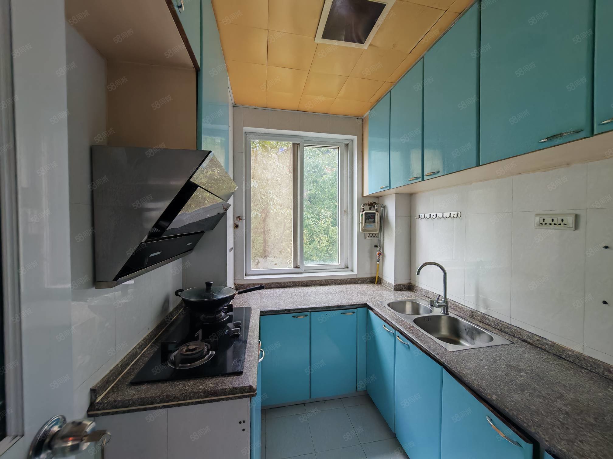 铁兵花园3室2厅1卫100㎡南北39.8万