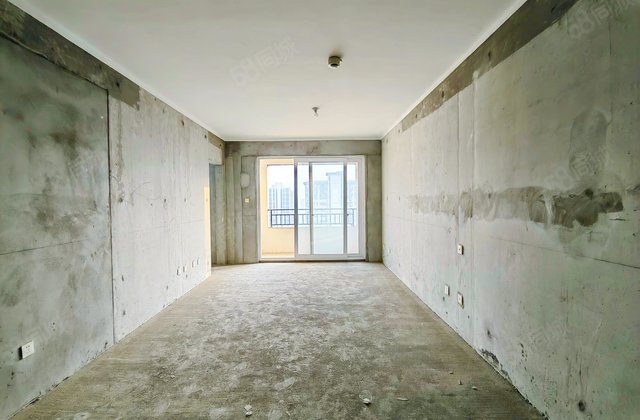 西派国际3室2厅95.87㎡152万二手房图片