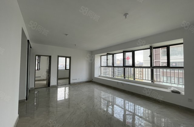 祥生金麟府144平150万，免大税带车位