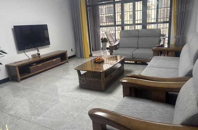 椿地秋苑4室2厅128㎡53.8万二手房图片