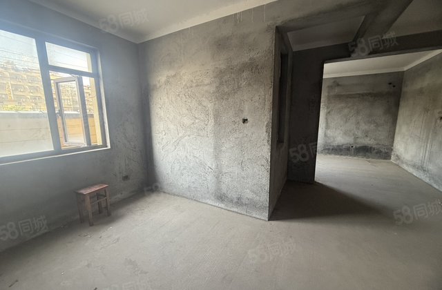 凯悦公馆3室2厅130㎡135万二手房图片