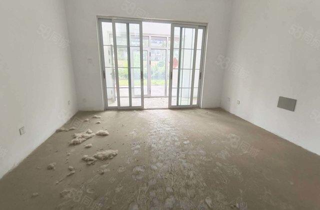 急售桐凤家园C区 一楼带院 带下沉 12层