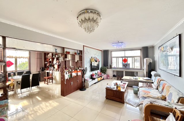 价格没这么高私聊我询价！镜明花园边户大三室！带储藏室免大税！