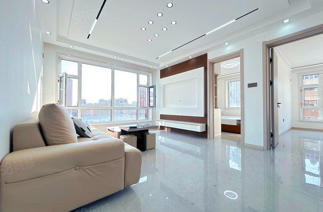 中央公馆3室2厅92㎡50.8万二手房图片