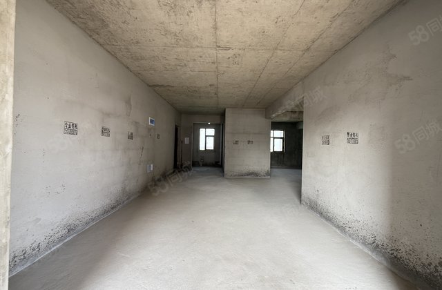 揽梦新都4室2厅115㎡32万二手房图片