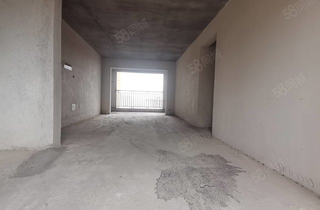 幸福里新城4室2厅129.56㎡70万二手房图片