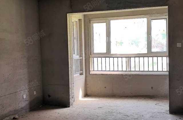 圣丰国际3室2厅127㎡60万二手房图片