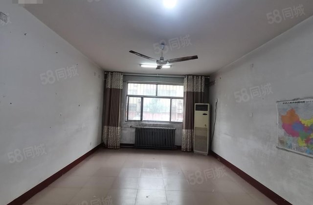 振兴路三里铺阳光实验孝心一楼带储藏室免大税小区停车方便双卫