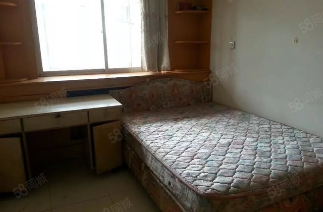 龙山区龙山路101号院的房源 位于南区中间楼层 低容积 文轩