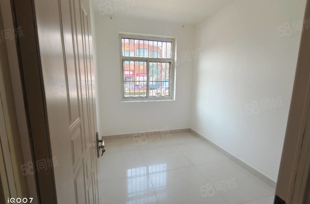 运河边，和馨园，带车位三室，月亮湾，急售