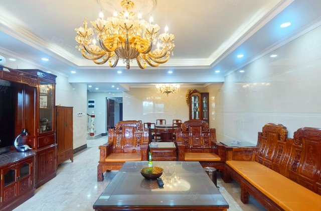 南湖国际社区(南区)5室3厅274㎡420万二手房图片