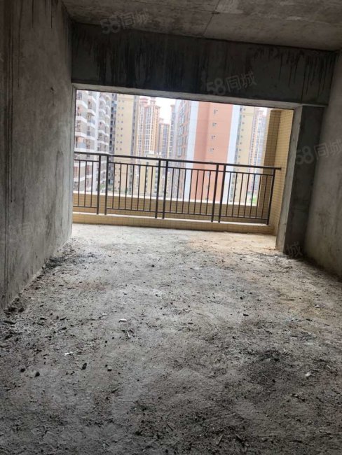 5室2厅 南北对流 包改名 仅售113万,宏丰新城-茂名58同城