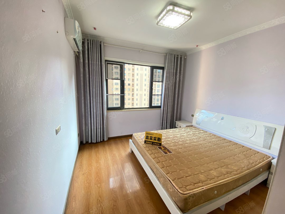 大洋五洲3室2厅2卫104㎡南北56.8万