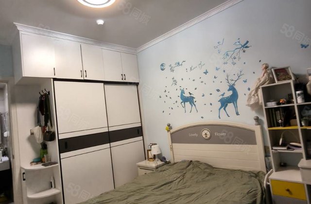 百合新城三期，带车位  楼层好  阳光好  看房子方便