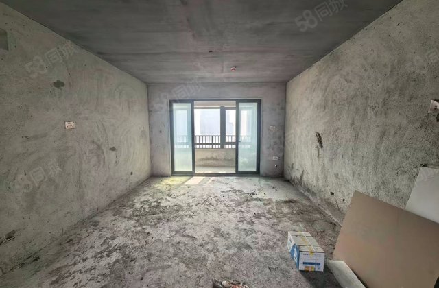 东海湾门第(一期)4室2厅132.77㎡180万二手房图片