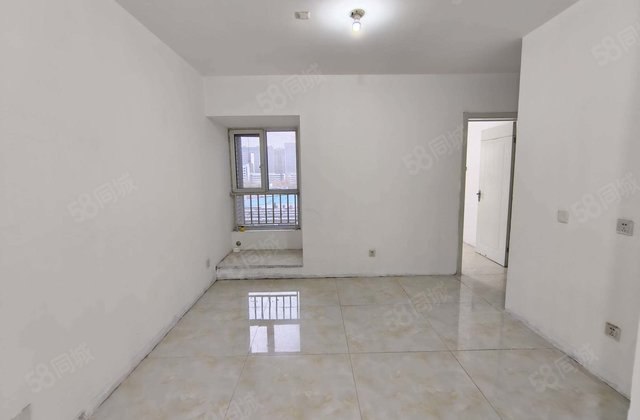 实验 东昌 阳光逸墅 小两室 采光好 中间楼层