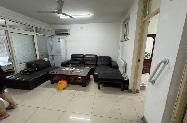 东昌路 二楼 馨安公寓 王宅昌润连城好停车