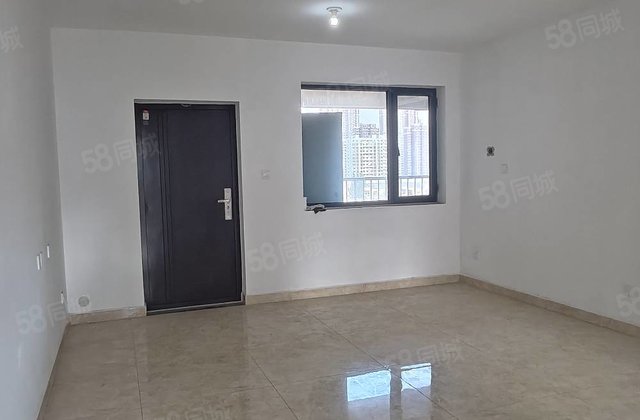 急售滨河实验！东苑中学！滨湖新城精装三室！送储藏室！