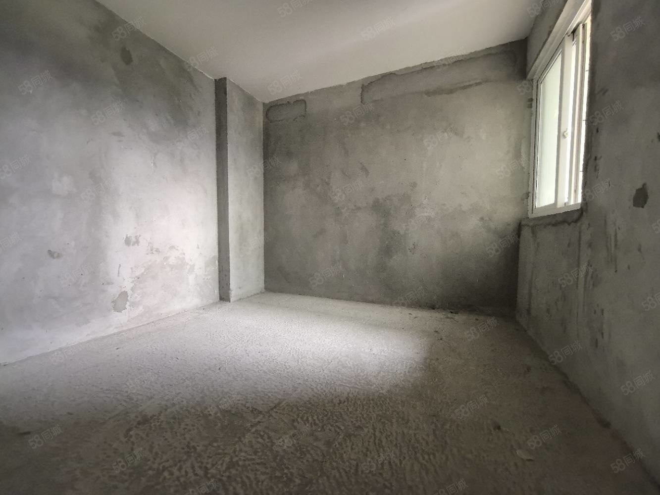 香山苑小区(张湾)3室2厅1卫105㎡南北69万