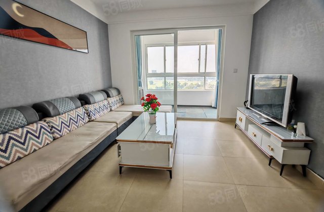 实验  昌润路文轩，望湖小区一期带车位带储精装修拎包入住