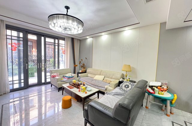 盈峰翠邸(别墅)5室2厅177.49㎡266万二手房图片