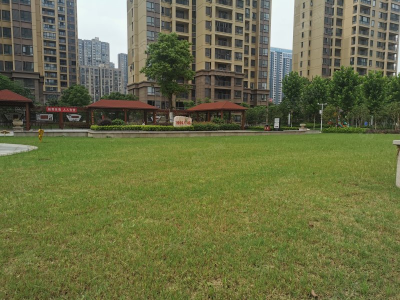 博森翰林城4房2厅2卫南北双阳台证满二随时过户急售