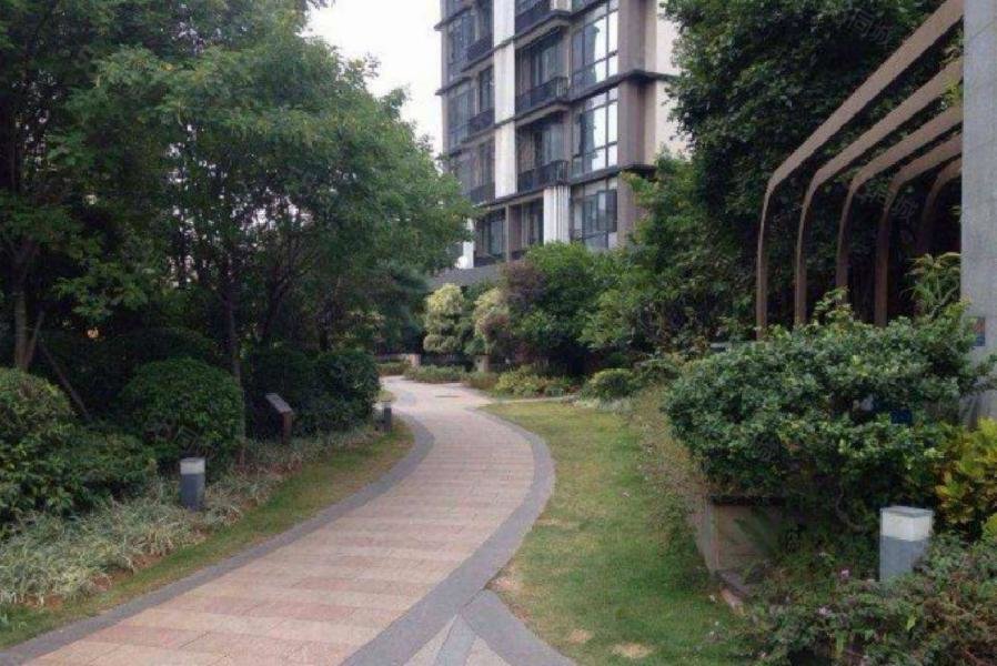 泉舜锦泉苑