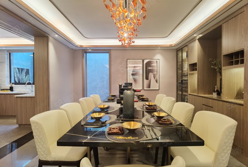 豪华装修 底跃大花园 一梯一户 大户型,栖樾府-南京58同城