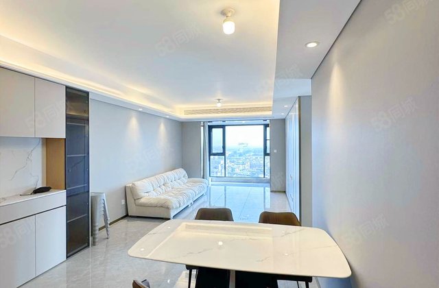 时代悦玺3室2厅115.36㎡188万二手房图片