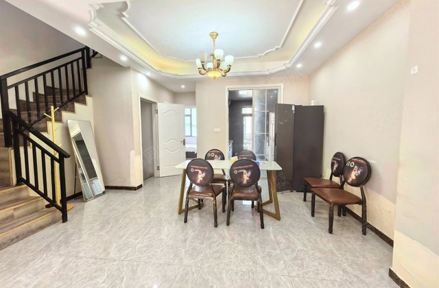 合生杭州湾国际新城(二期别墅)8室2厅294㎡170万二手房图片