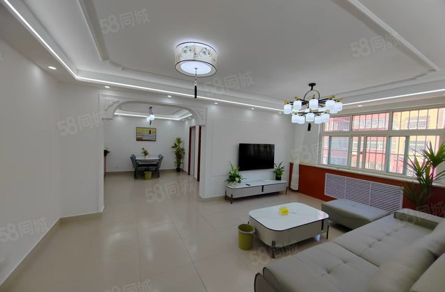 开发区  实验旁西苑小区精装三室，三楼公摊小，随时可以看房