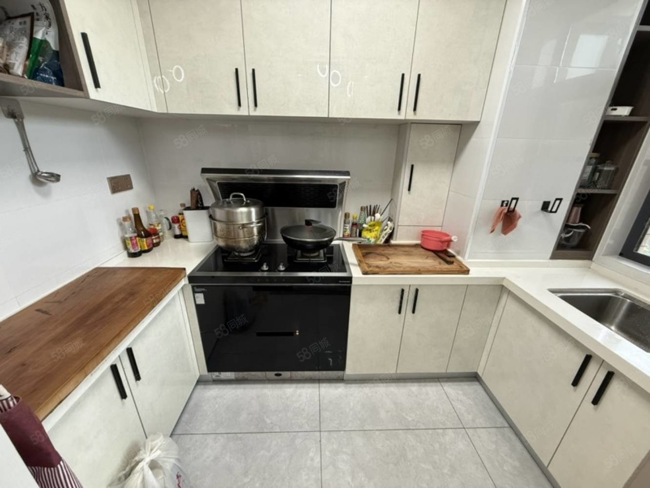 大洋五洲3室2厅2卫115㎡南北72.8万