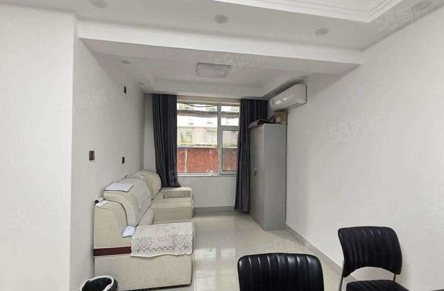 东昌湖边 规划局家属院一楼带院 精装三室 免大税