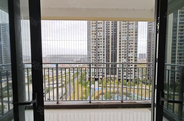 保利奥体大都汇一期B区(电白)4室2厅118㎡84万二手房图片