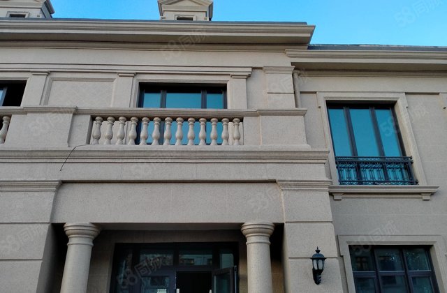 万城华府400多平别墅赠送花园车库地下室阳光房价格可议