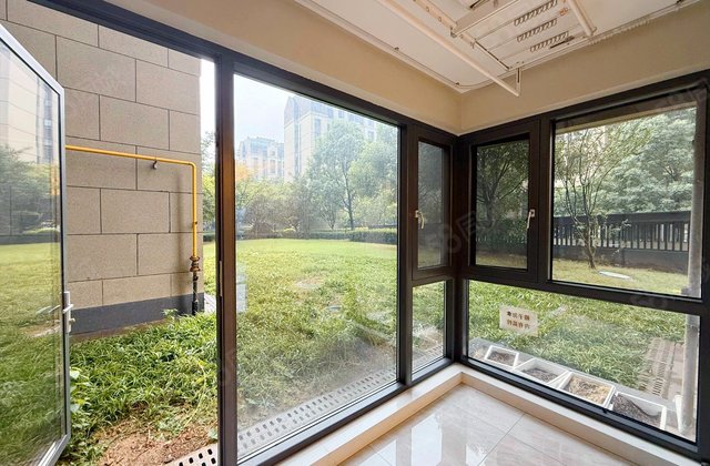 万科魅力之城4室2厅132.18㎡128万二手房图片