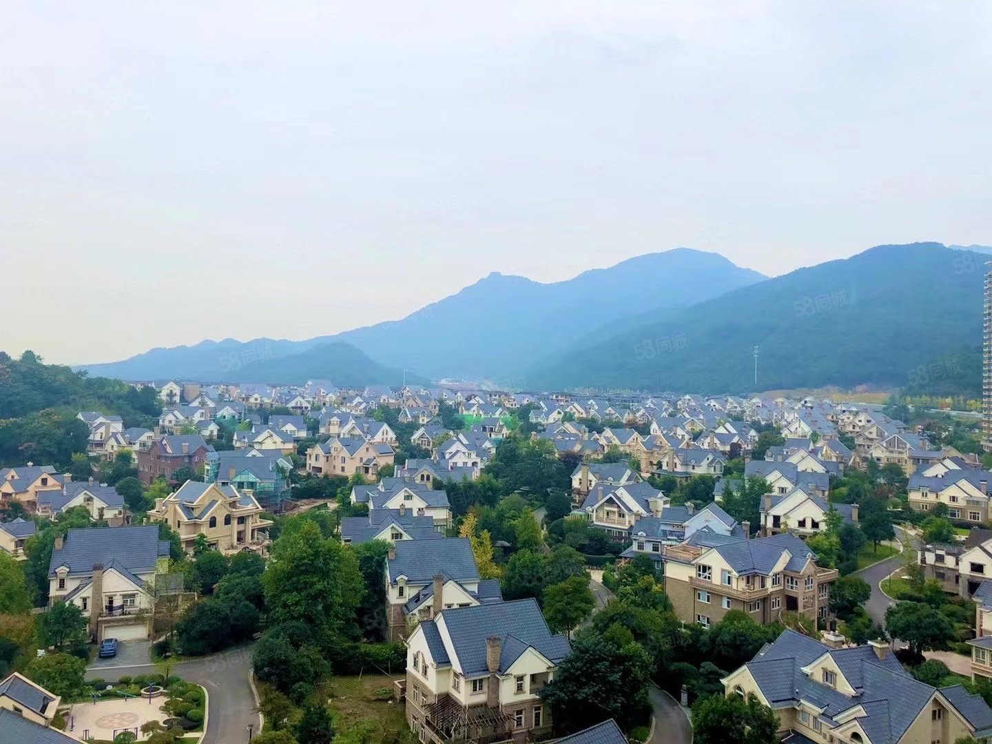 急售手付30万买东阳紫荆庄园106平o户型送露台仅售133万