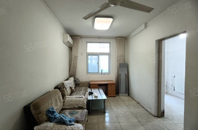 东昌中学孝心一楼带院 标准两室两厅 车位充足  看房有钥匙