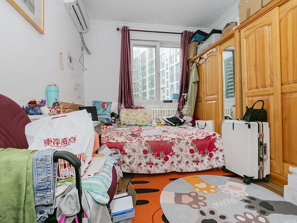 馬可匯4室1廳2衛(wèi)161.36㎡南北350萬