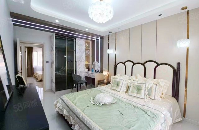 人和街95号小区2室1厅95㎡68万二手房图片