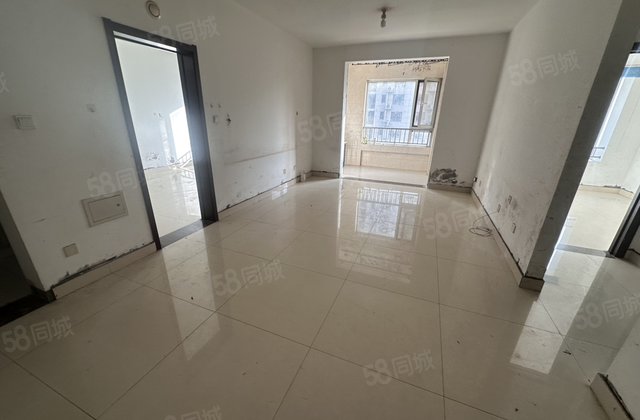 急售莲湖新城旁昌润莲城三室两卫带车位和储藏室