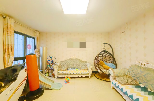 香滨桂府3室2厅132.37㎡130万二手房图片