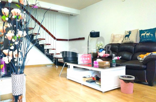 万科朗苑3室1厅89㎡118万二手房图片