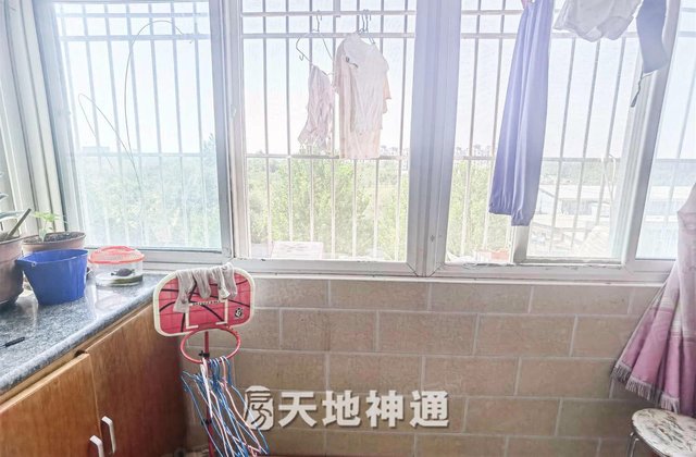 怡安园3室1厅72.5㎡110万二手房图片
