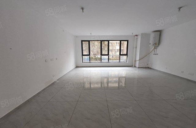 观棠阅境  新房 商品住宅 三室两厅两卫，带储藏室，走一手